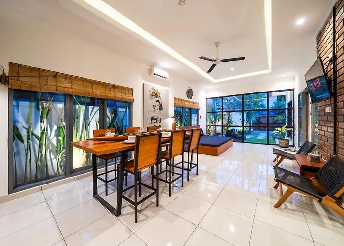 Villa *villa Sari*closed Livingroom*near Beach*canggu* Canggu